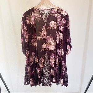 live 4 truth Floral and Lace Kimono